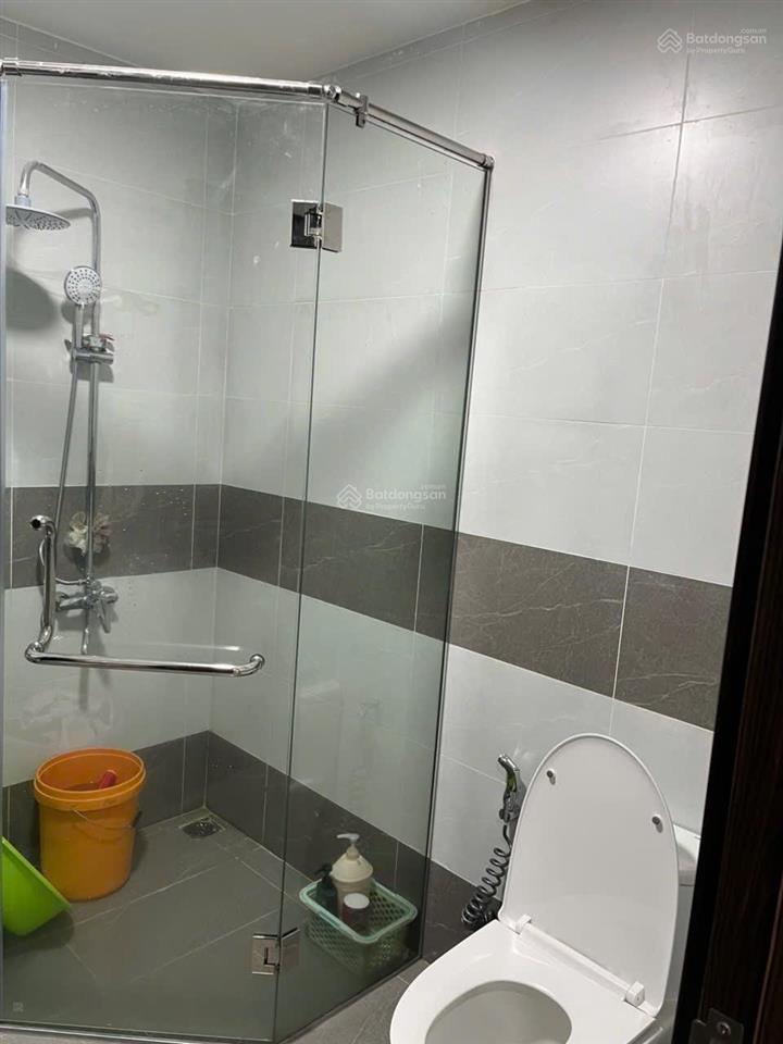 Mua bán căn hộ 75m²  quận 7  ở liền  2pn  tiện ích đầy đủ  ngay trung tâm