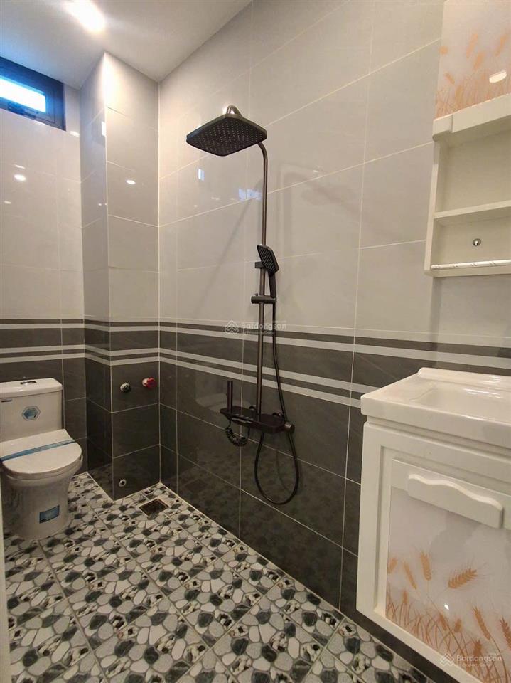 Bán nhà quận 8 đẹp ở ngay  gần quận 1  sổ hồng riêng  chỉ 6 tỷ 270 triệu.  0933 063 ***