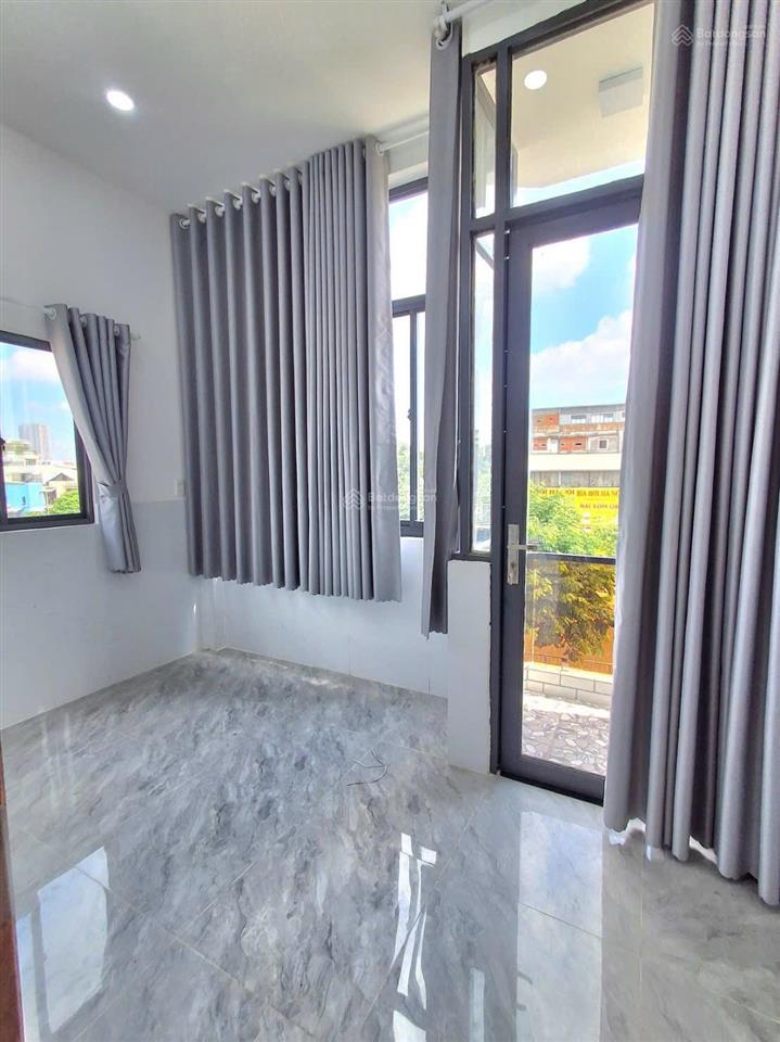 Bán nhà quận 8  view sông thoáng mát ngay cầu nguyễn tri phương  giá 5,390  4pn 5wc