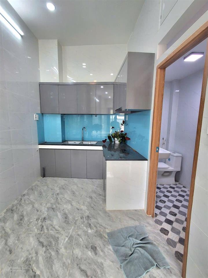 Nhà đẹp quận 8  mặt tiền ụ cây  p. chánh hưng  4pn 3wc  dt 3,8m x 9m  giá 5,38 tỷ.