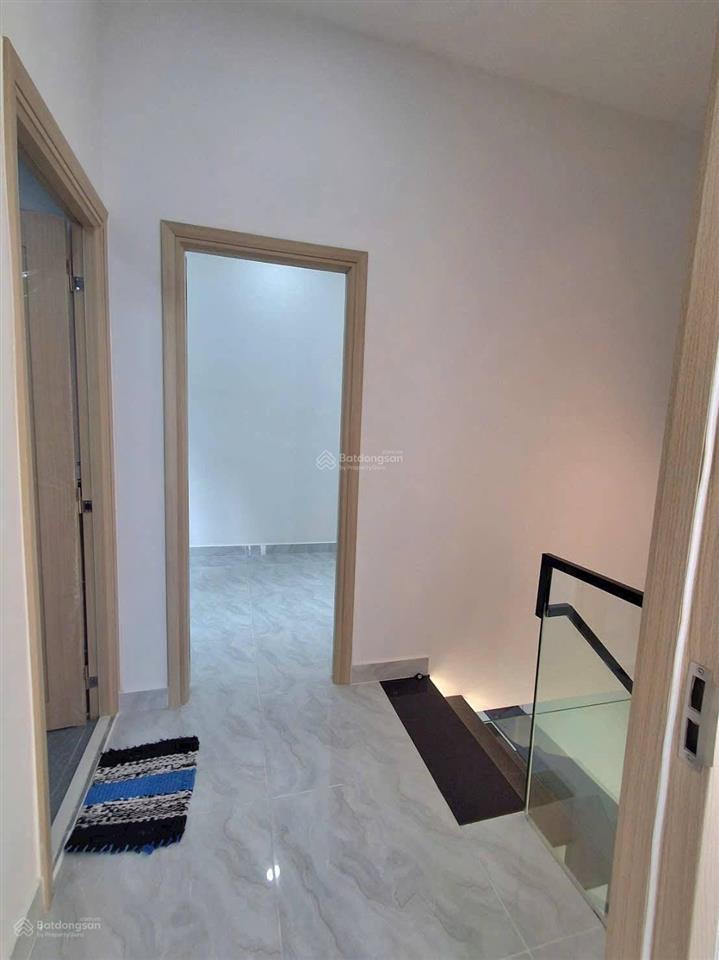 Nhà phô quận 8 đường hưng phú giá 4,48tỷ, 3pn 2wc dt 3,2m x 9m x 4,8m ngay quận 1,3,4,5...