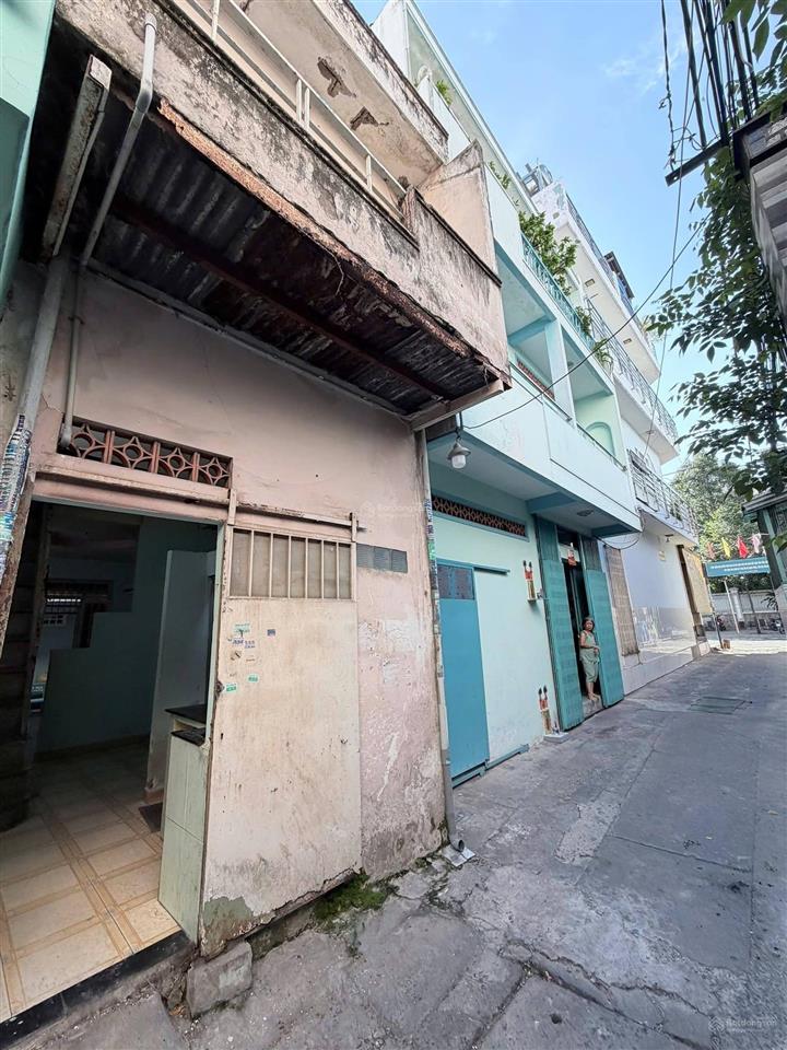 Bán nhà 2 mặt hẻm thông hưng phú, quận 8, cách đường lớn 20m, hẻm 3.5m, hoàn công đủ, giá dưới 5 tỷ