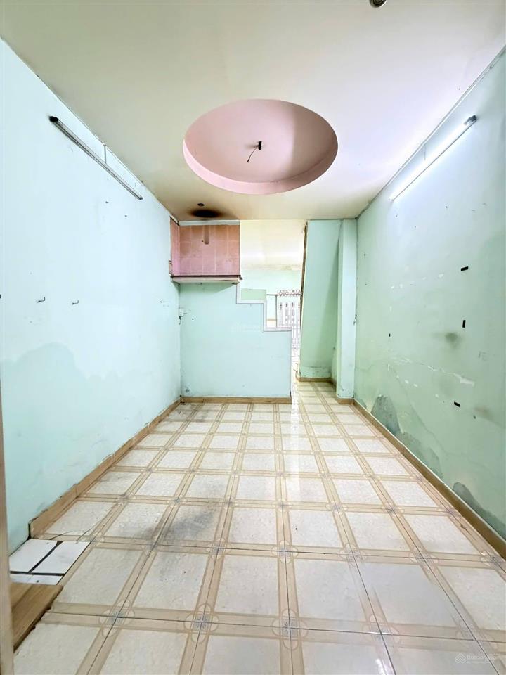 Bán nhà 2 mặt hẻm thông hưng phú, quận 8, cách đường lớn 20m, hẻm 3.5m, hoàn công đủ, giá dưới 5 tỷ