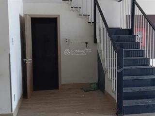 Cho thuê văn phòng vị trí ql13 đẹp, không gian rộng rãi