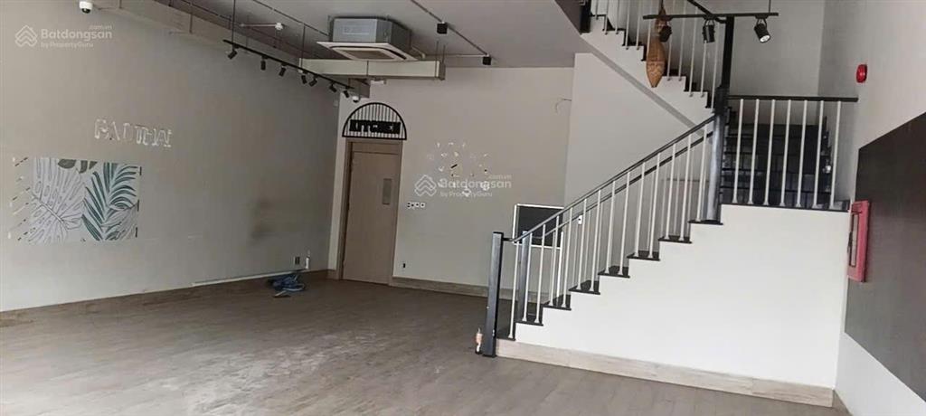 Cho thuê văn phòng vị trí ql13 đẹp, không gian rộng rãi