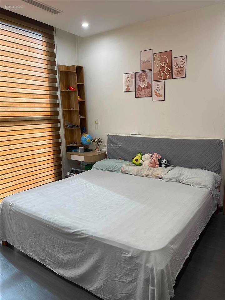 Bán căn 72m2 tòa tonkin vinhomes