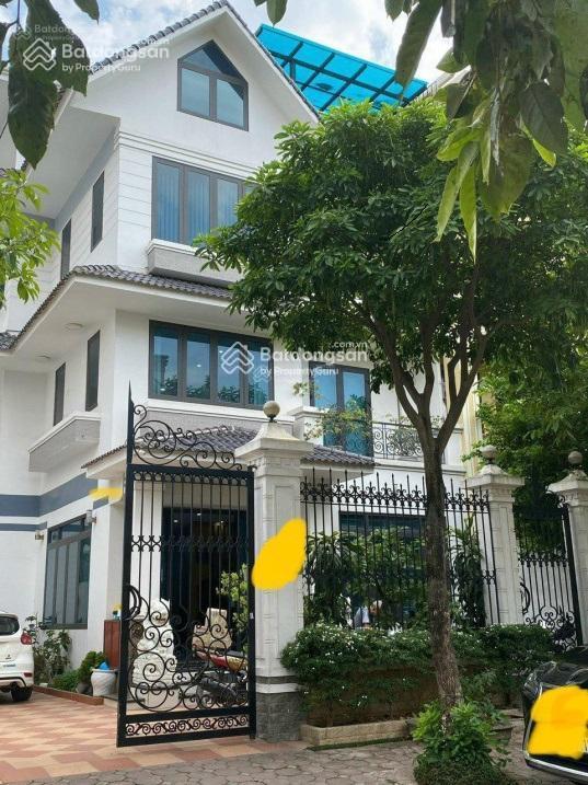 Chính chủ bán biệt thự liền kề đại kim mới dt 130 m giá 41 tỷ có thỏa thuận  0965 986 ***