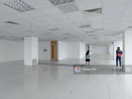 Cho thuê văn phòng 200 mét, 5 tầng, thang máy, khu linh đàm.  0962 982 ***