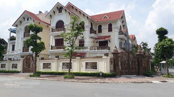 Biệt thự linh đàm,tây linh đàm bán bảo linh đàm đường rộng gần hồ dt 250m2 giá 50 tỷ  0962 982 ***
