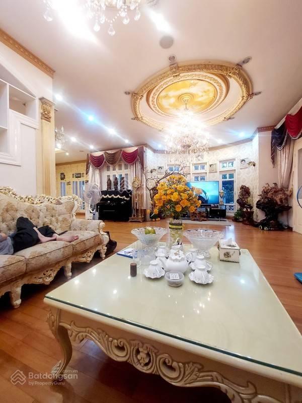 Chính chủ bán gấp biệt thự pháp vân ngọc hồi. dt 275 mét giá 55 tỷ. nhà hoàn thiện đẹp thang máy