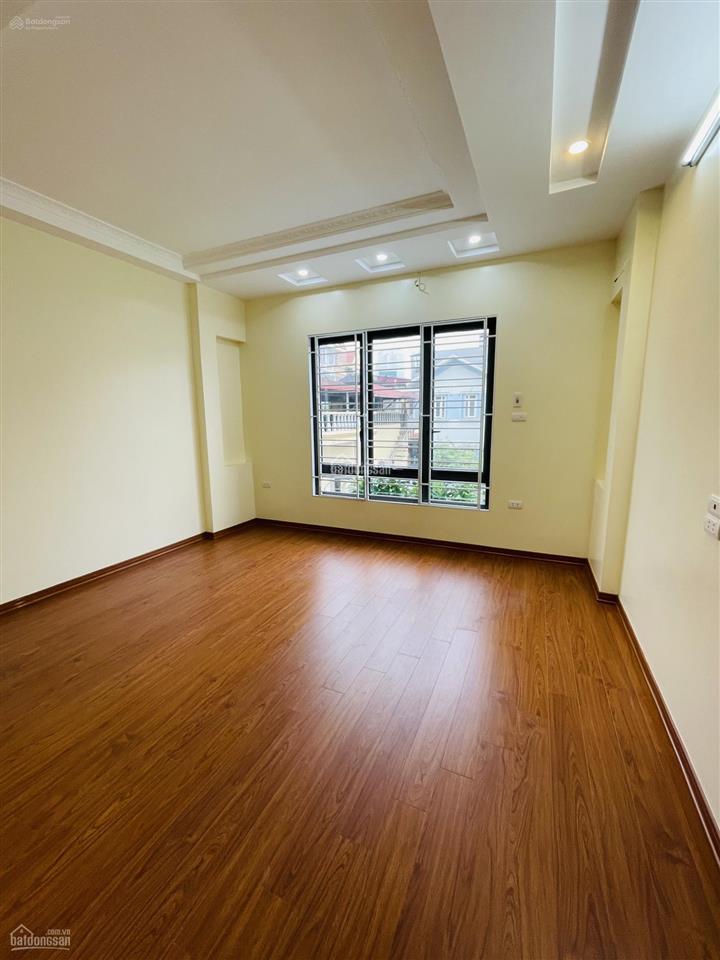 Bán nhà cạnh khu đô thị pháp vân ngõ 83 ngọc hồi dt 40m2, giá 7.6 tỷ,  0962 982 ***