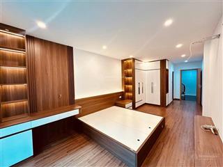 Bán nhà đẹp mặt phố trung tâm đống đa mặt tiền rộng có thang máy sdcc