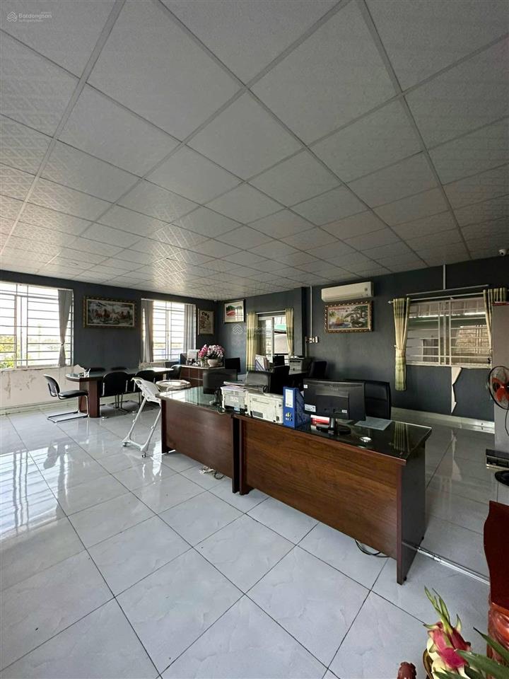 Nhà xưởng 2300m2 full thổ cư mt nhị bình 15, xã nhị bình. nay là xã đông thạnh tphcm. giá 58 tỷ