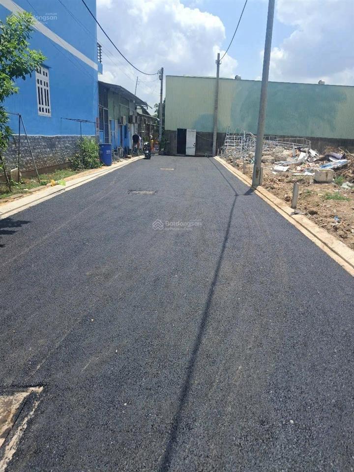 Đất an phú đông,ngay đại học nguyễn tất thành,giá 3.3 tỷ,giá tốt nhất apd