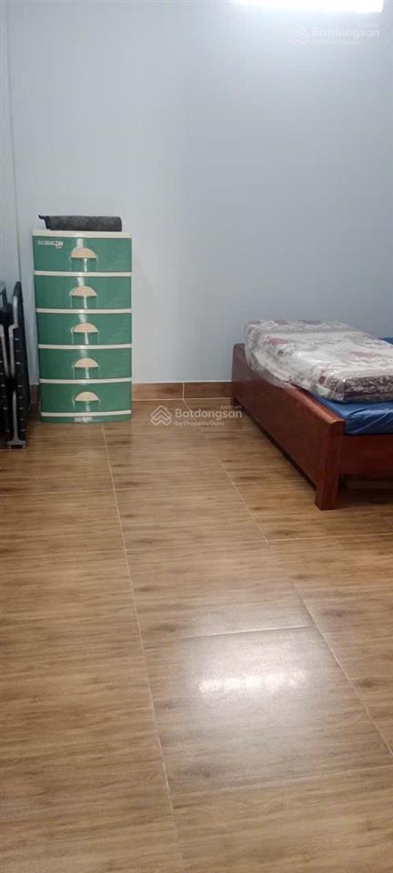 Cho thuê nhà 3 tầng giá 10 triệu tháng,đầy đủ nội thất,nhà mới tinh