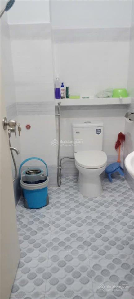 Cho thuê nhà 3 tầng giá 10 triệu tháng,đầy đủ nội thất,nhà mới tinh
