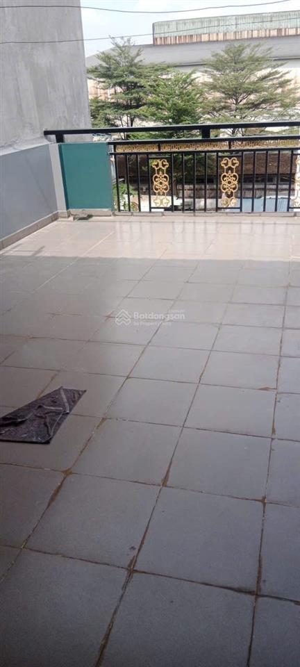 Cho thuê nhà 3 tầng giá 10 triệu tháng,đầy đủ nội thất,nhà mới tinh