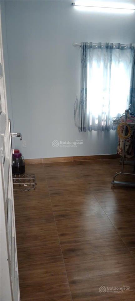Cho thuê nhà 3 tầng giá 10 triệu tháng,đầy đủ nội thất,nhà mới tinh
