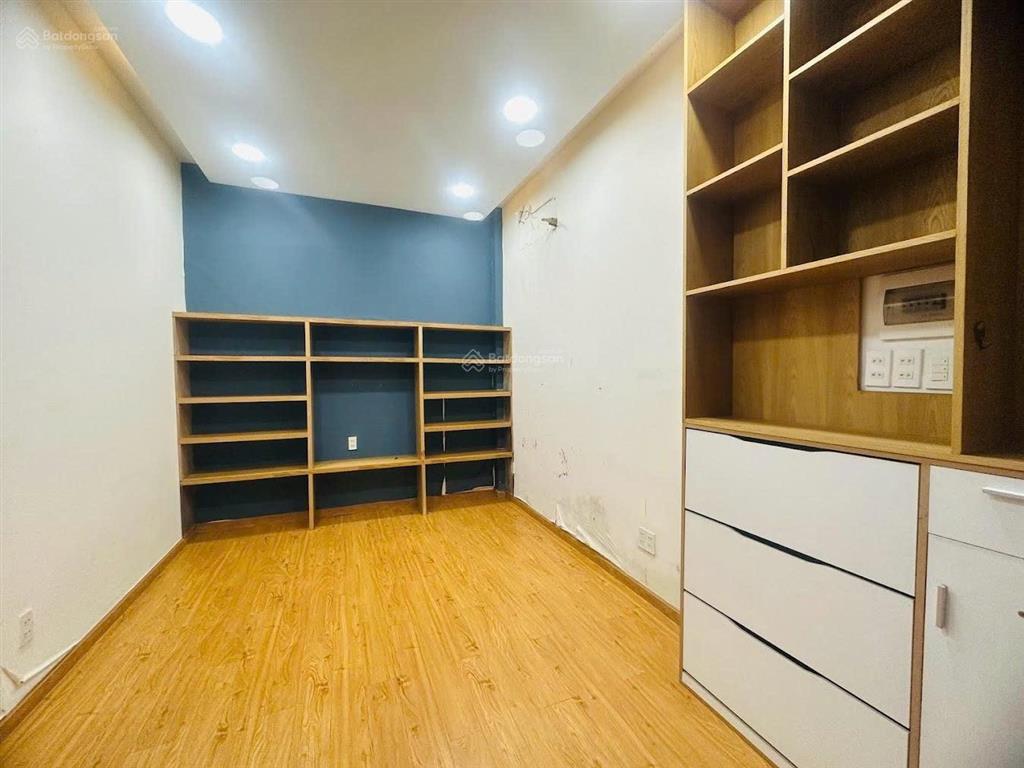 Bán nhà ngay ngã tư vườn lài, dt 6x10m, giá 3.4 tỷ