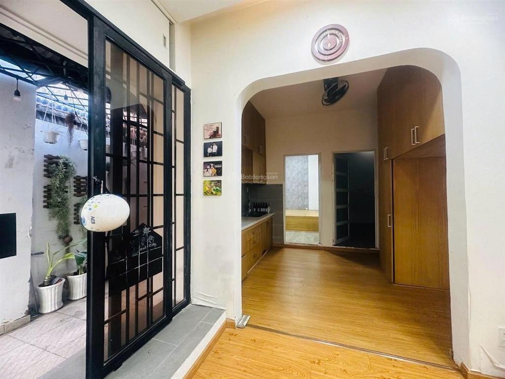Bán nhà ngay ngã tư vườn lài, dt 6x10m, giá 3.4 tỷ