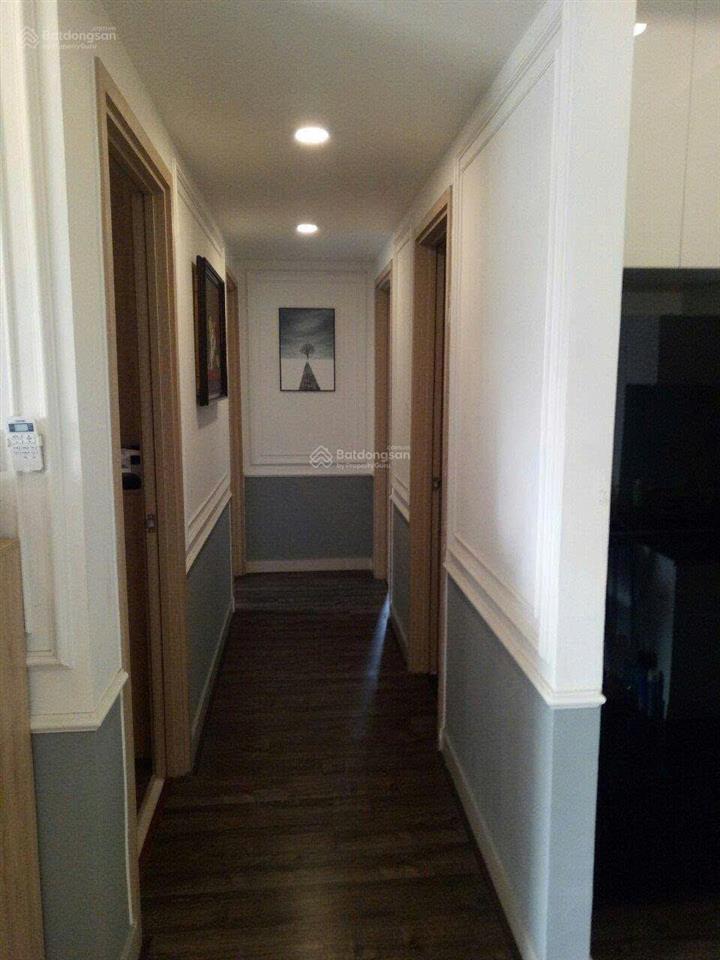 Bán gấp căn hộ sun avenue liền kề thủ thiêm 90 m2 có 3 phòng ngủ đã có sổ 8,2 tỷ tl,  0983 002 ***