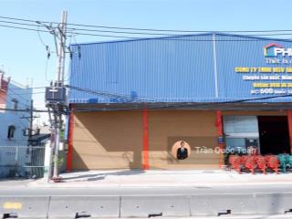 Cho thuê 1700m kho xưởng mặt tiền giá 30 triệu
