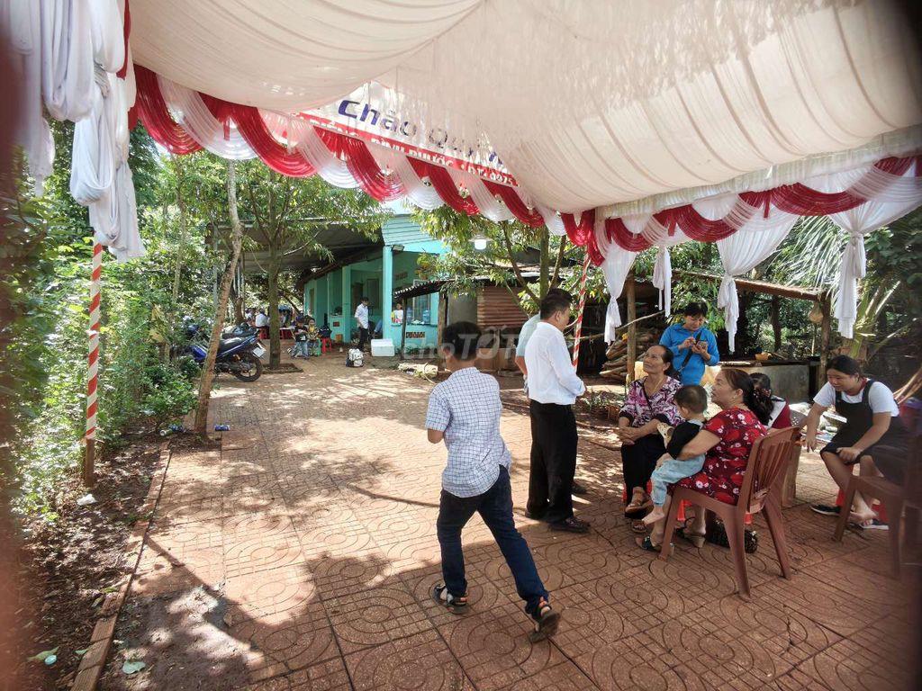Bán nhà vườn cách chợ Bù Na 350m