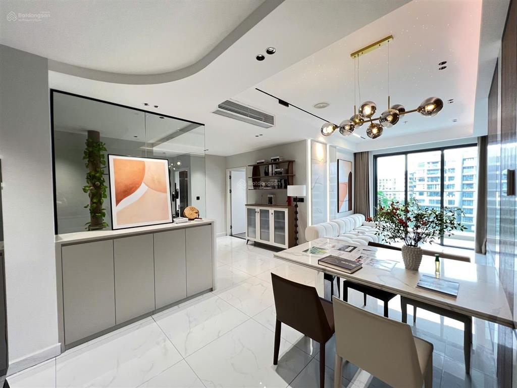 Celadon city bán căn góc, 2pn, tầng 9, 96m khu diamond centery, view đông nam giá tốt nhất
