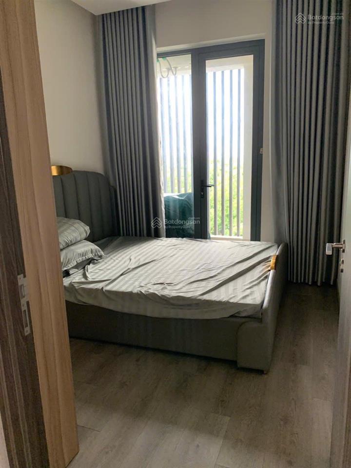 Chính chủ bán căn góc 3pn 121m khu diamond centery celadon city ban công dài view công viên giá tốt