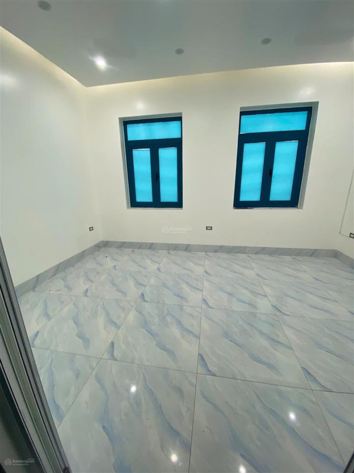 Giá tốt, cho thuê liền kề kđt văn phú, 75m2, 4 tầng, nhà đẹp, làm văn phòng, ở