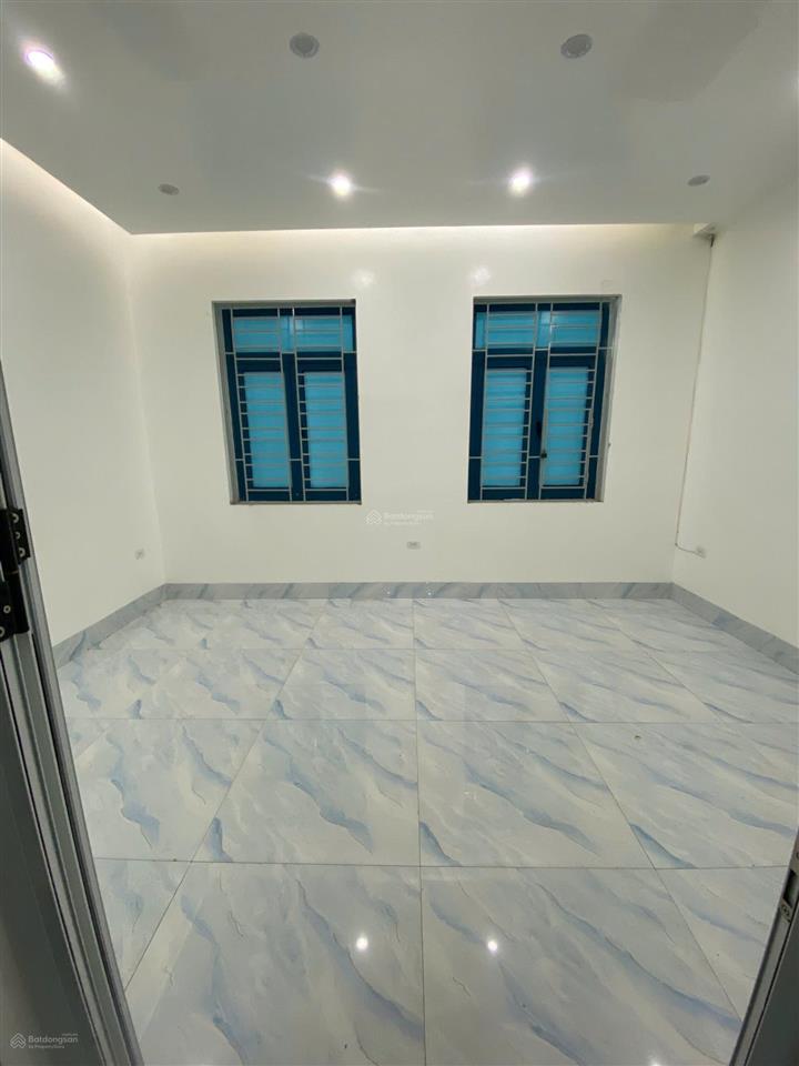 Giá tốt, cho thuê liền kề kđt văn phú, 75m2, 4 tầng, nhà đẹp, làm văn phòng, ở