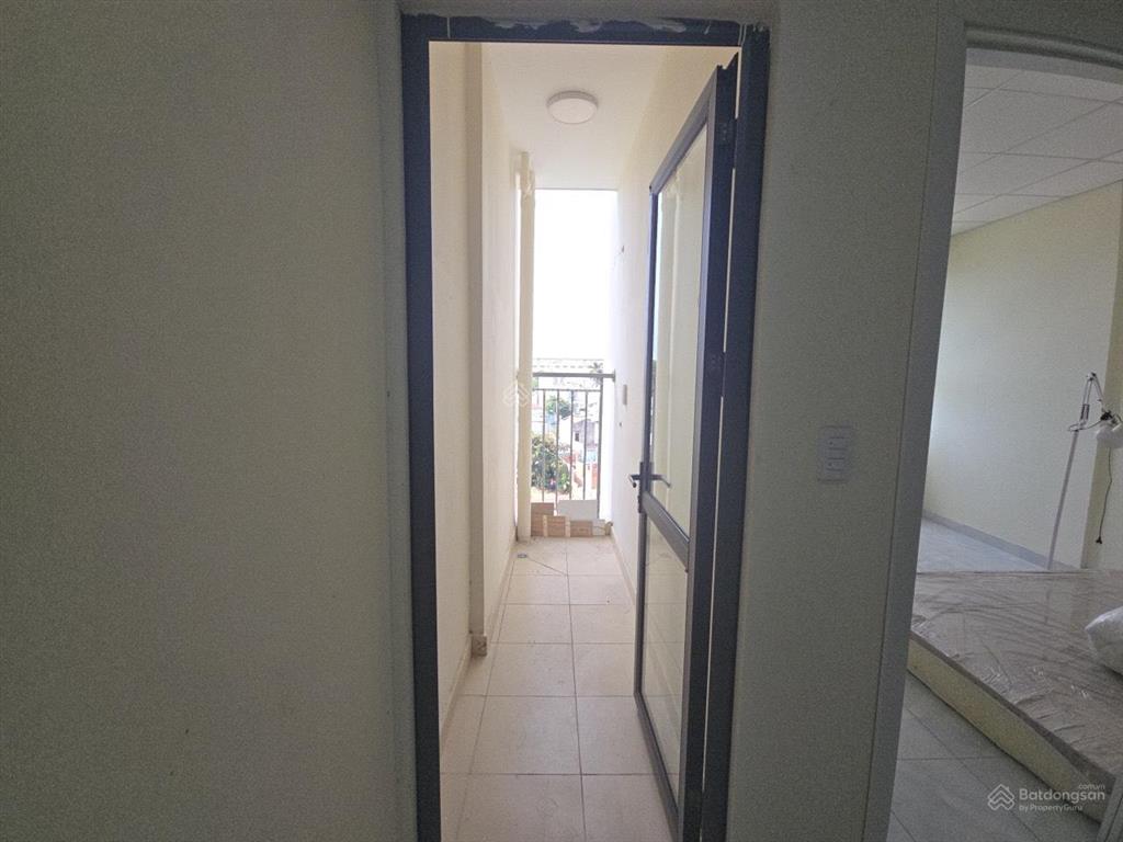 Cho thuê căn hộ chung cư dgold dt 39m2/ 1pn1wc. full nội thất. giá 4 triệu cọc 1 tháng