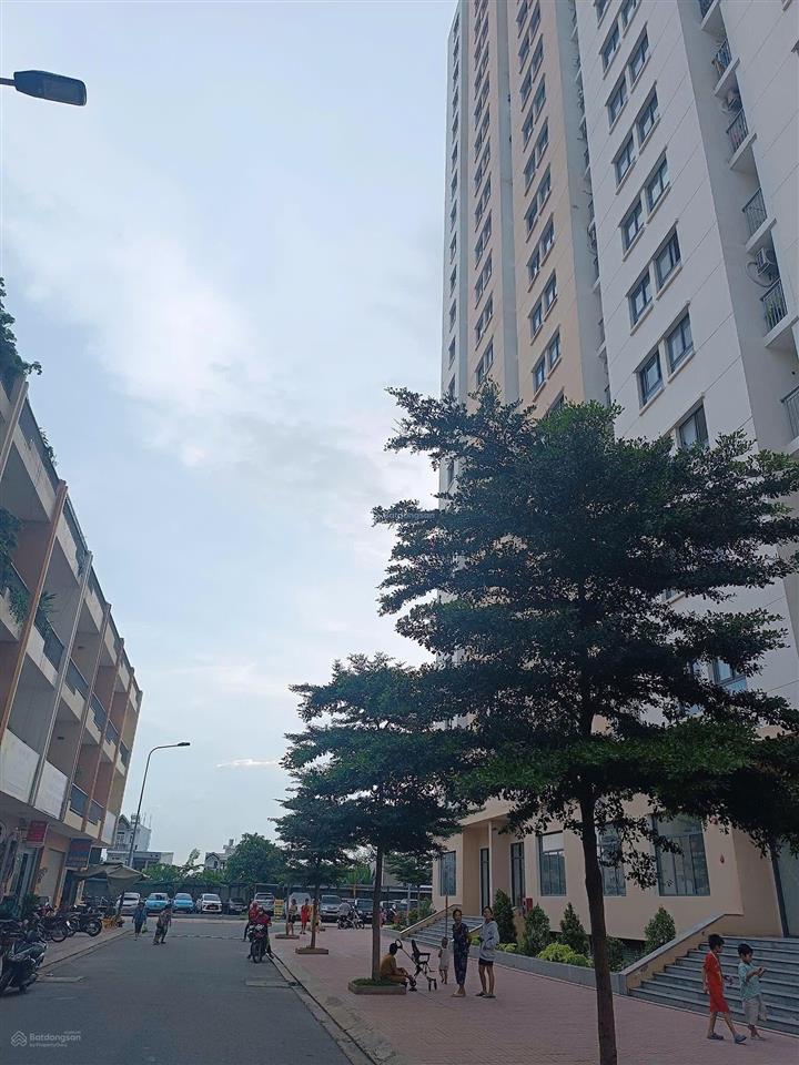 Căn hộ đẹp dgold 68 hương lộ 80, 64m2 2pn 2wc 2 ban công chỉ 1,690 tỷ. nhà mới 100%