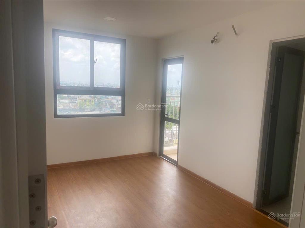 Bán căn góc 2 ban công khu noxh vĩnh lộc a. 2pn2wc.giá 1.690 tỷ không phát sinh.có phí bảo trì