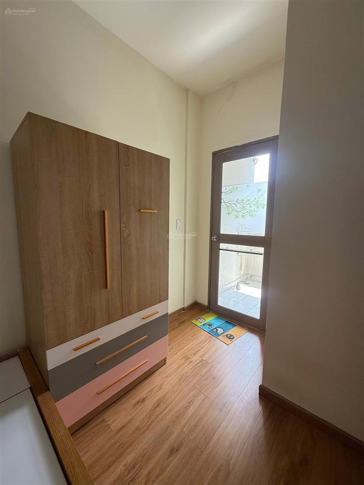 Bán căn hộ green town bình tân. dt 63m2 gồm 2pn2wc tặng nội thất. giá 2.650 tỷ.hỗ trợ vay.