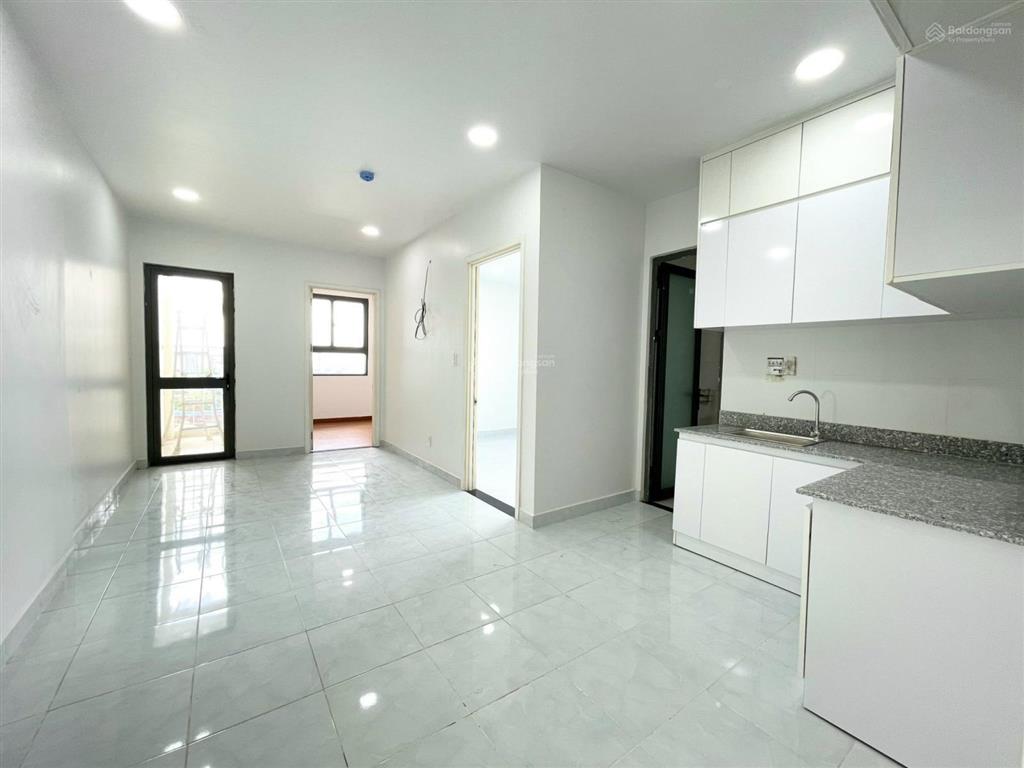 Cần bán căn hộ noxh đẹp  căn d1 tầng trung. dt42m2. gồm 1pn1wc. giá bán 1.050 tỷ có thương lương