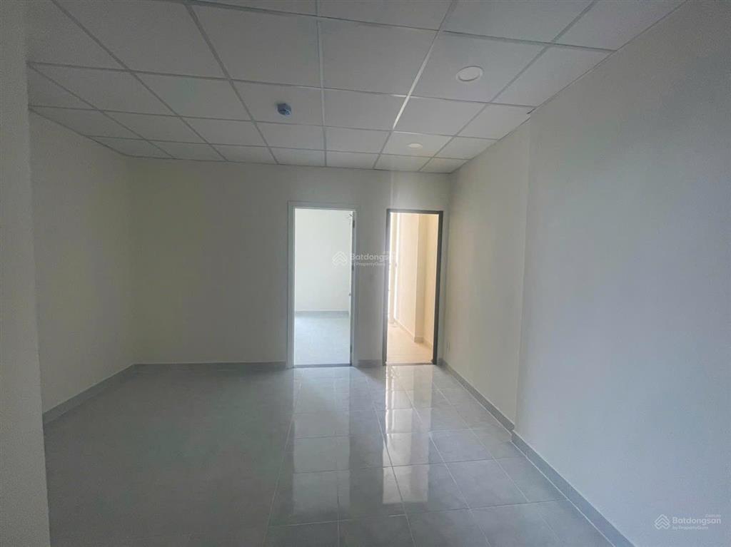 Căn hộ dgold  1 phòng ngủ 1wc, diện tích 36m2
giá bán 995 triệu không phát sinh thêm