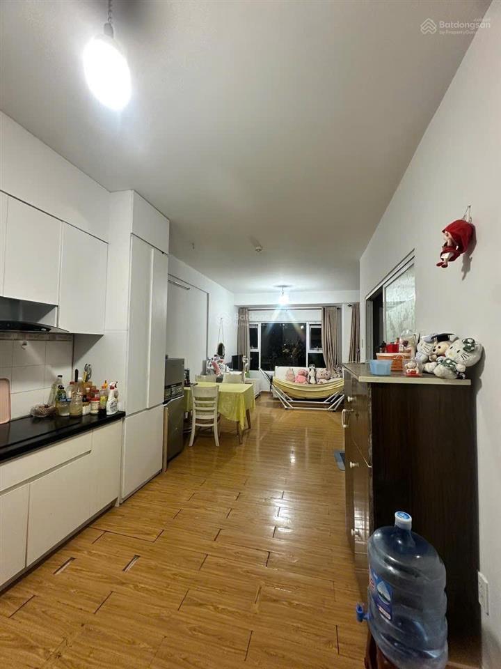 Bán căn hộ flora anh đào đỗ xuân hợp. dt 55m2. gồm 1pn+1. full nội thất. giá 2.795 tỷ có bớt lộc