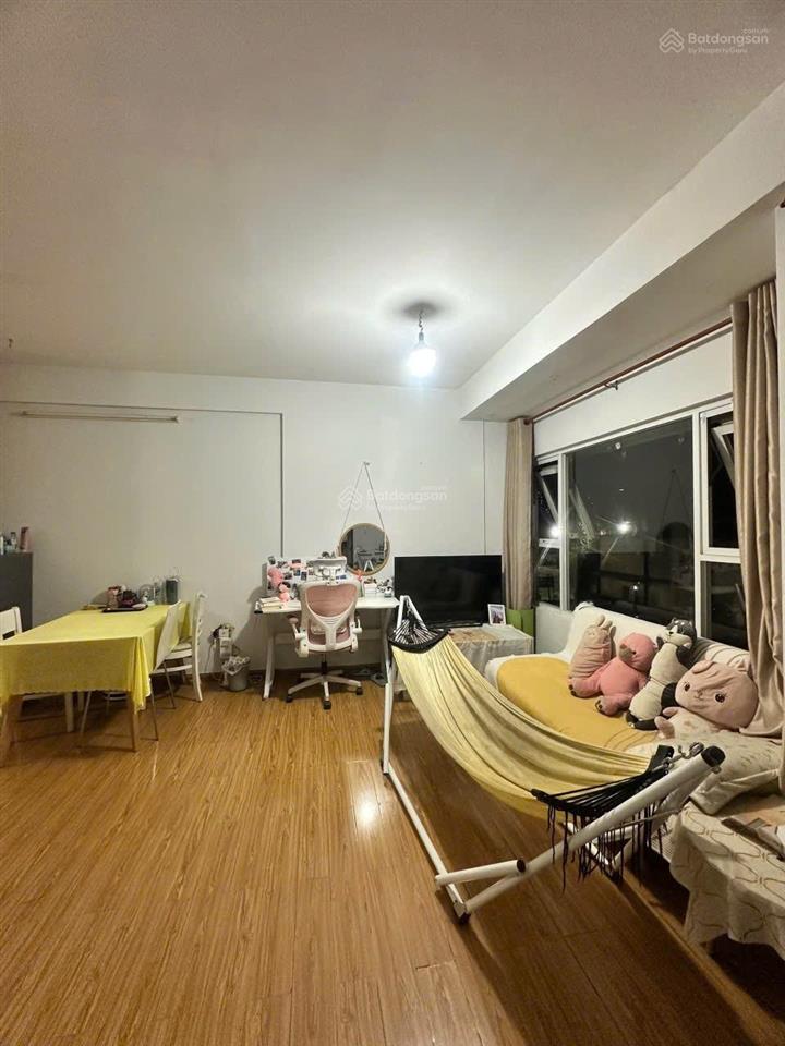 Bán căn hộ flora anh đào đỗ xuân hợp. dt 55m2. gồm 1pn+1. full nội thất. giá 2.795 tỷ có bớt lộc