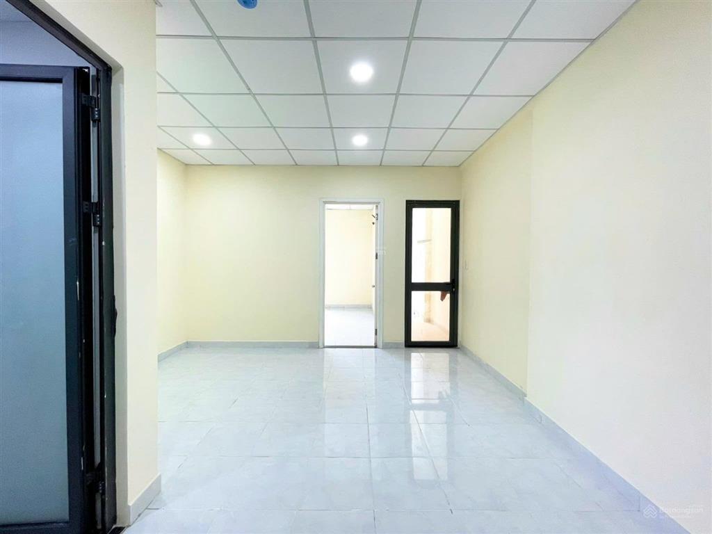 Cho thuê căn hộ dgold  ngay hương lộ 80
diện tích 37m² 1pn1wc. tầng 6 giá 3.7tr cọc 1 tháng