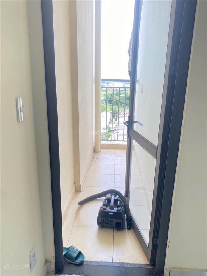 Cho thuê căn hộ dgold  ngay hương lộ 80
diện tích 39m²/ 1pn1wc. tầng 6  giá 4.8 triệu.