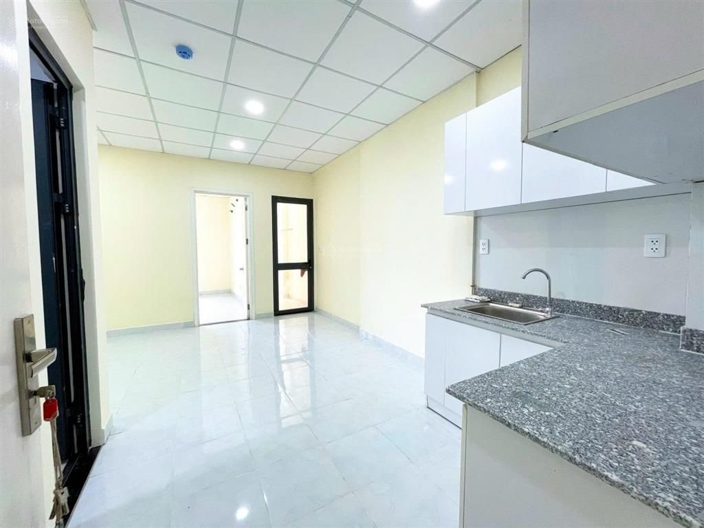 Bán chung cư d’gold  dt 36m2. gồm 1pn  1wc. tầng trung thoáng mát. ở liền. ký hđmb với cđt