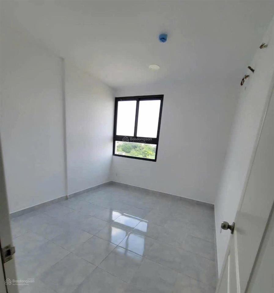 Bán căn hộ dgold tại hương lộ 80. dt 37m2. lầu 6. gồm 1pn1wc. giá bán 940 triệu có bớt lộc