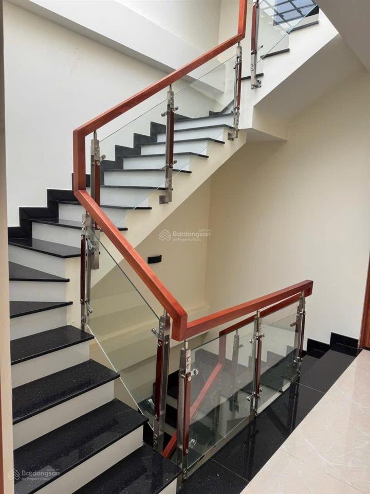 Cho thuê gấp shophouse tại vĩnh lộc dgold, 11 triệu vnd, 250m2