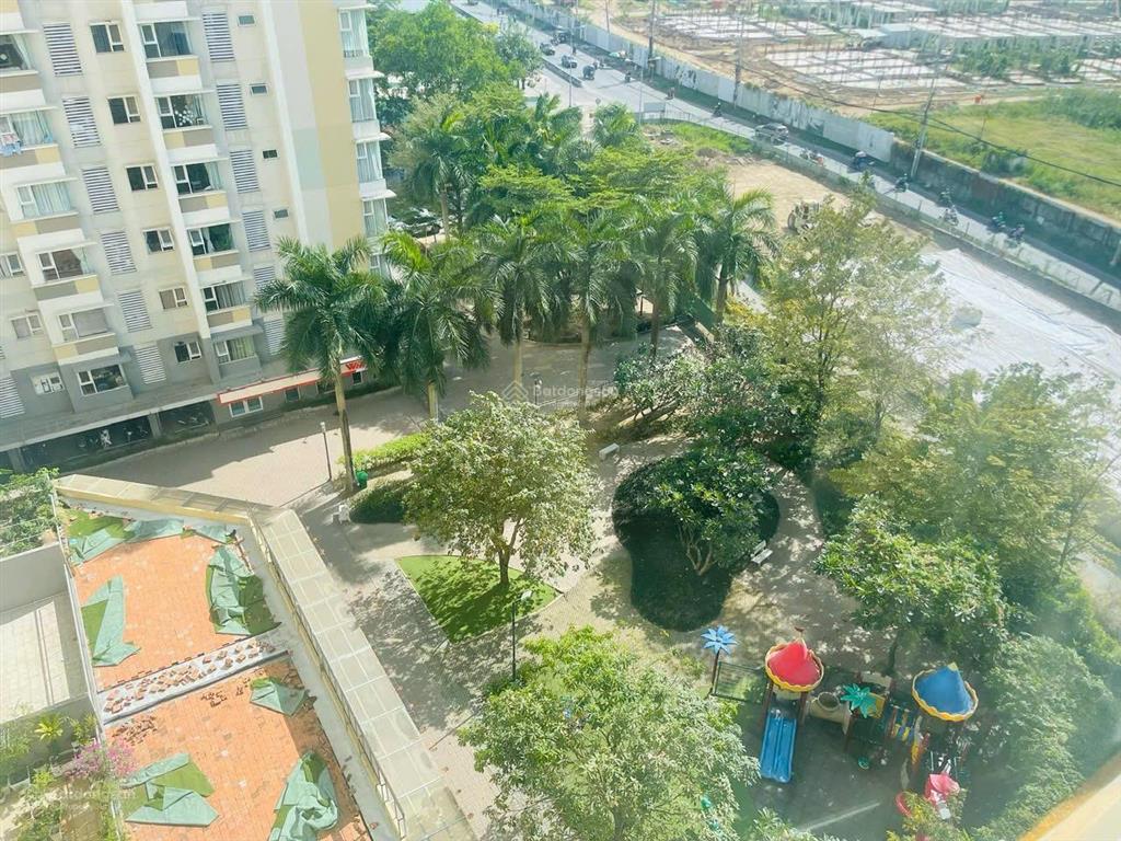 Bán căn hộ flora anh đào. dt55m2 gồm 2pn1wc. sẵn sổ hỗ trợ vay. giá 2.860 tỷ