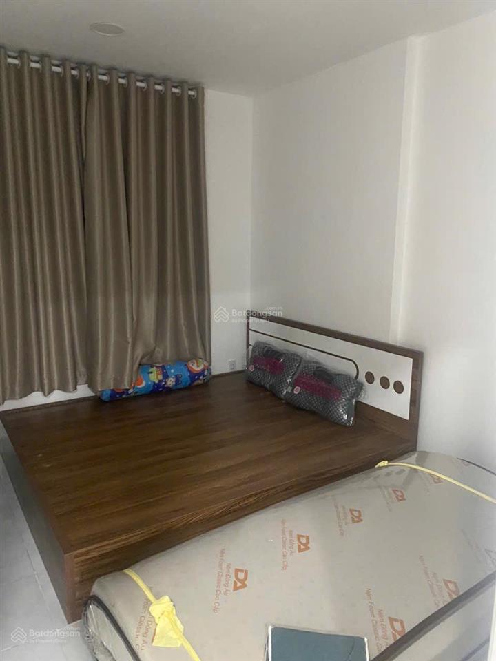 Bán căn hộ tại dgold  vĩnh lộc  bình chánh. dt 40m2. trần chìm, cửa 2 lớp. để lại nội thất.