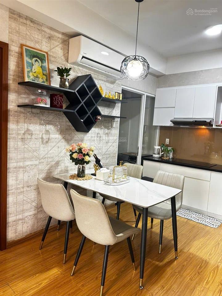 Bán căn hộ 2pn 2wc dự án flora anh đào nội thất dính tường đẹp. nhà đã có sổ hôngview global city