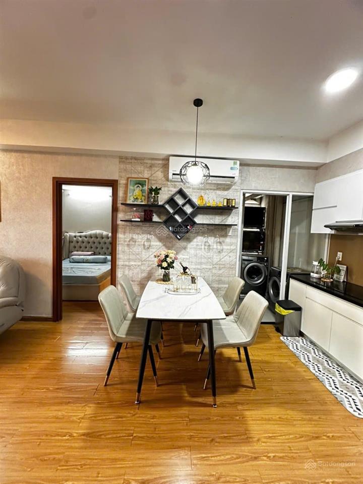Bán căn hộ flora anh đào dt 69m2 view globai city( 1 tầng có 4 căn) 2pn2wc nhà y hình. giá 3,890