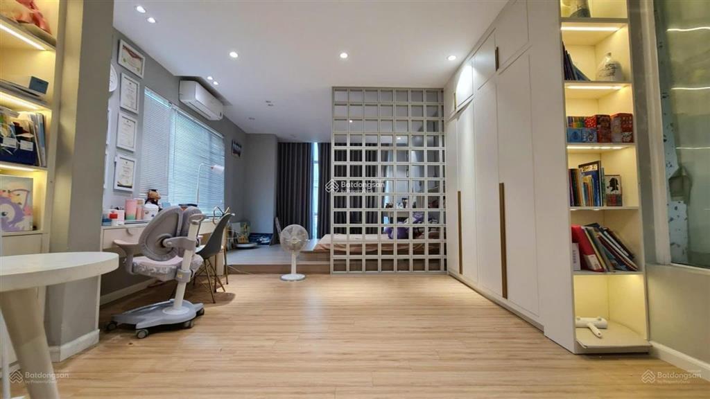 Bán đất đẹp tại hoàng như tiếp, 23,5 tỷ, 75m2, mặt tiền 6m