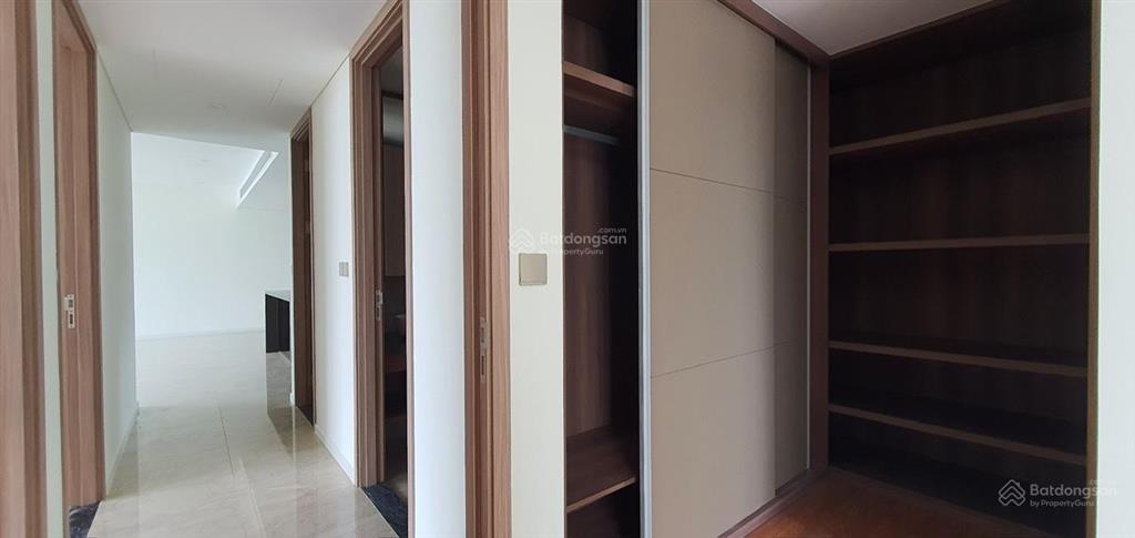 Bán gấp căn 3pn góc, 127 m2, view trực diện sông sài gòn tại thảo điền green, giá tốt!